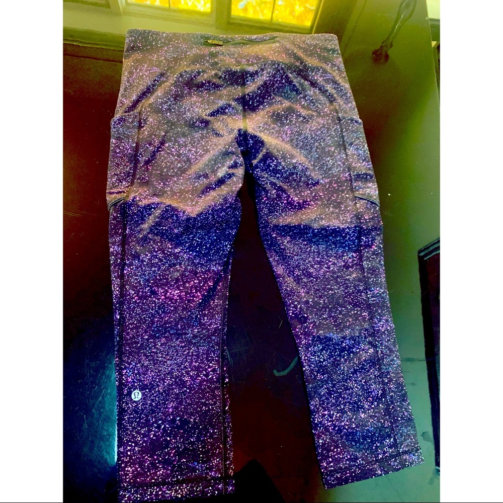 Lululemon crop leggings with pockets